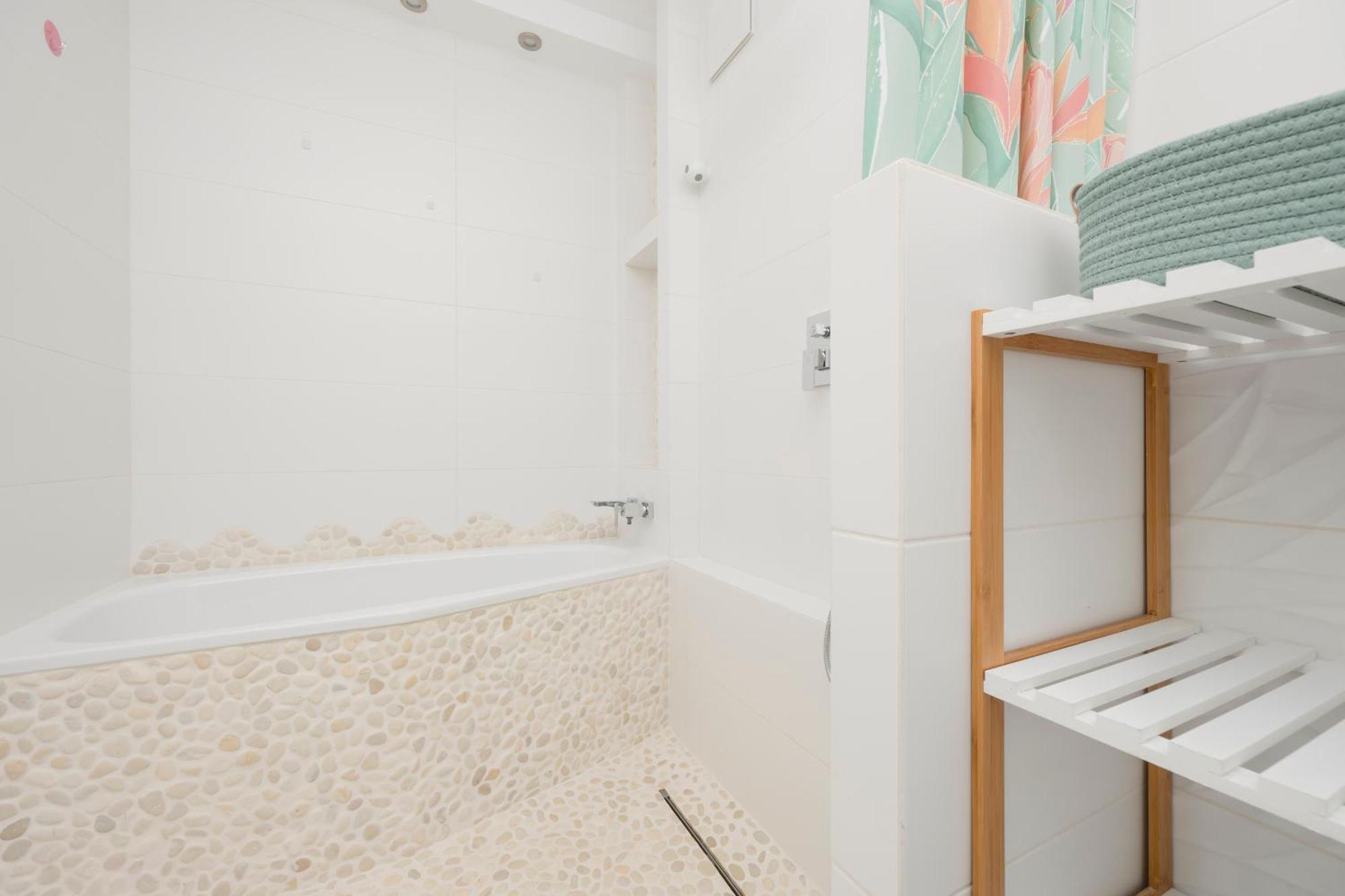 Butas Business Sikorskiego By Renters *